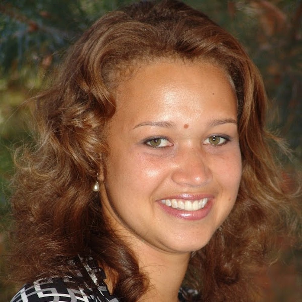 Meet your Posher, Rhona